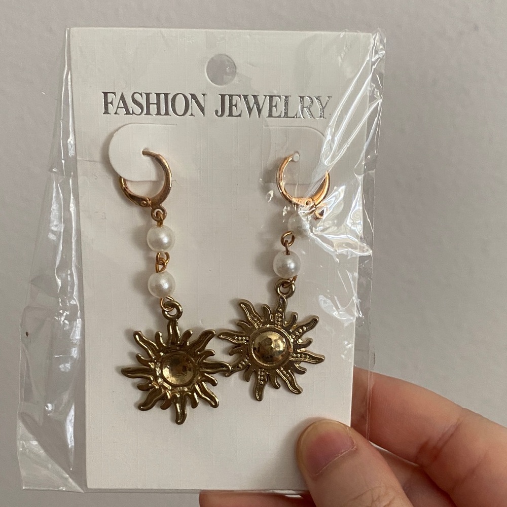 Gold Sunburst Earrings with Pearls